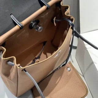 A Dos Zip Leather Backpack Elephant Gray