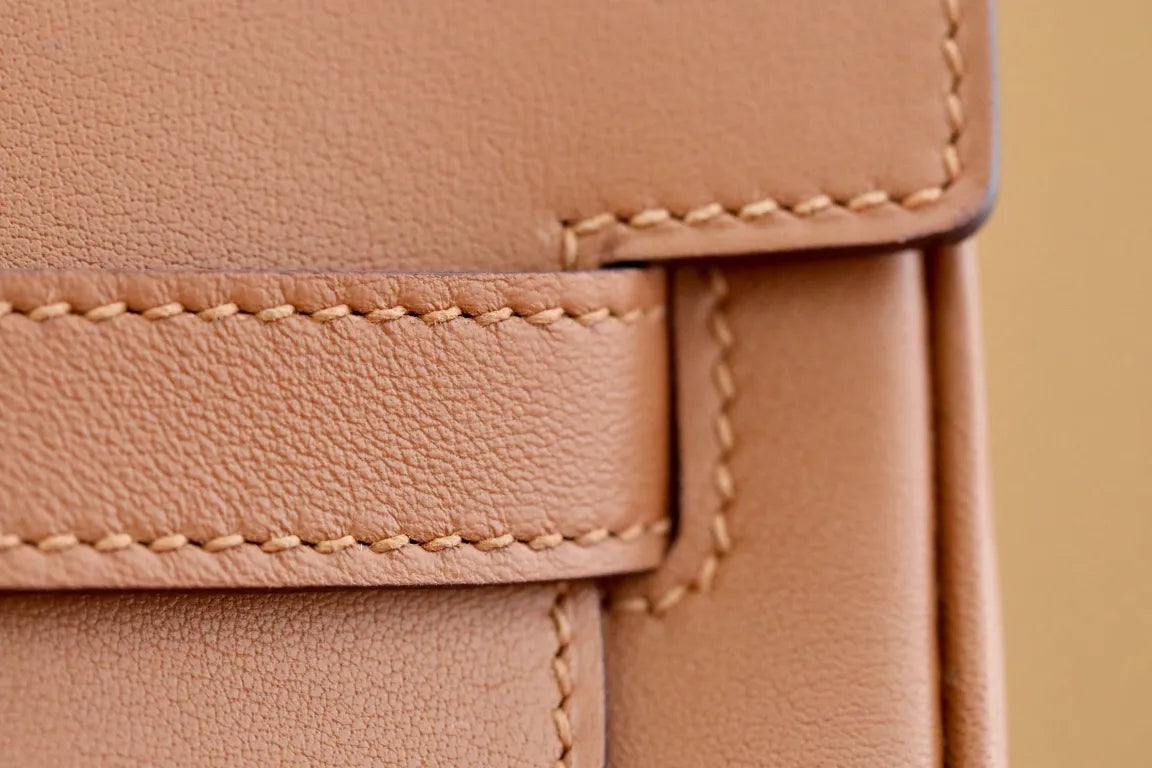 Hermès Berline 28 Swift Leather Handbag Gold Brown