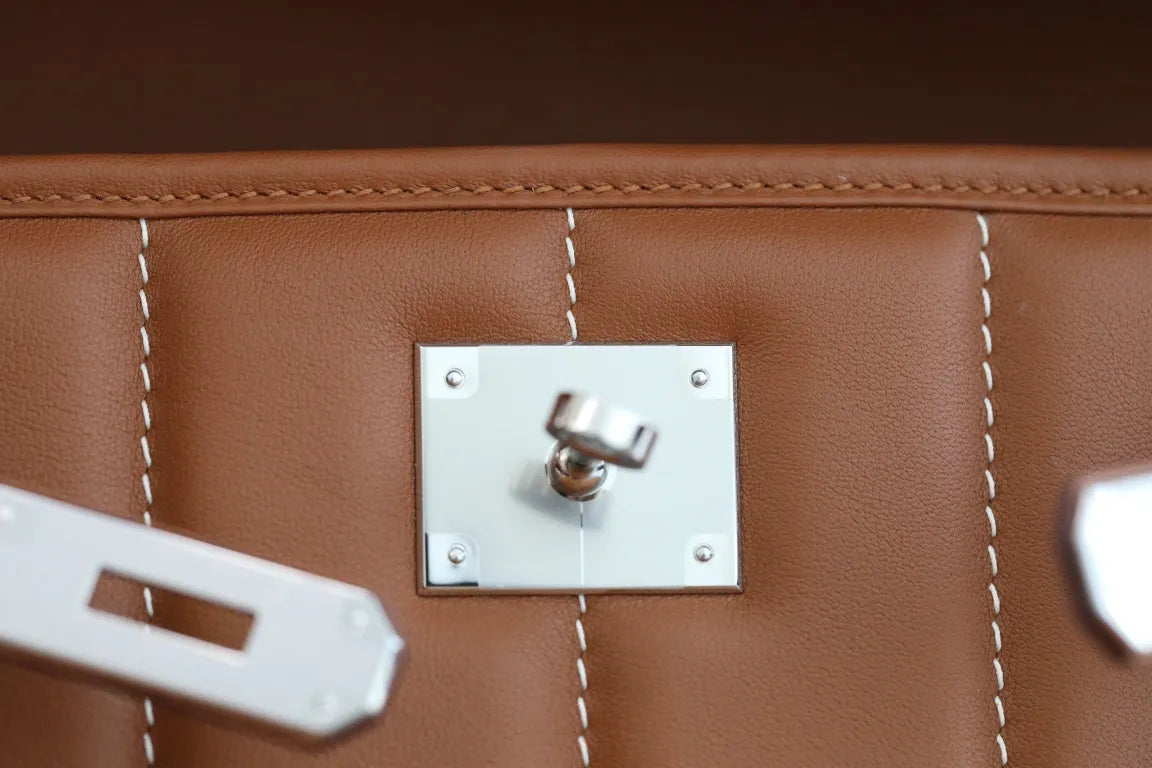 Hermès Berline 28 Swift Leather Handbag Gold Brown