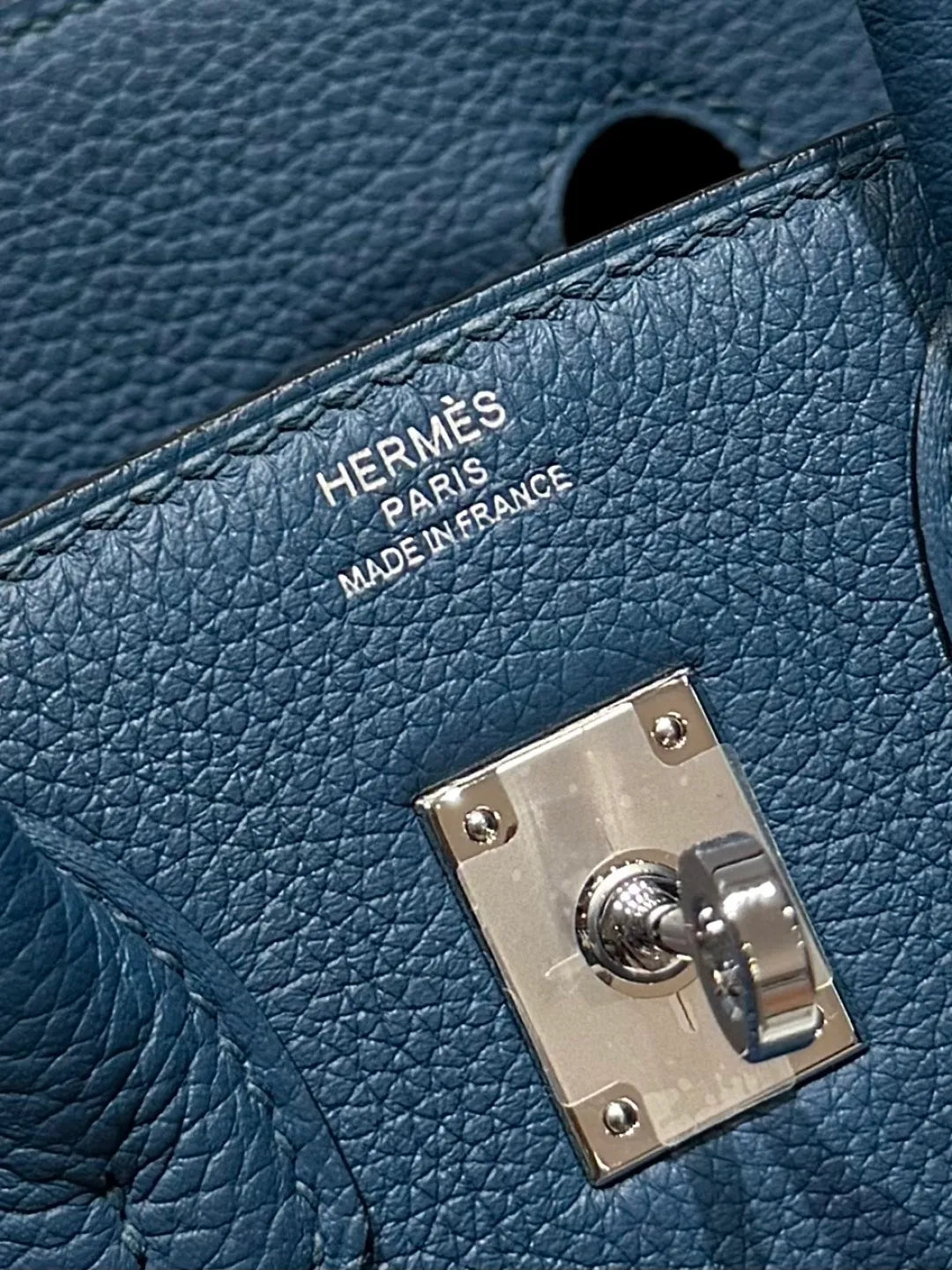 Hermès Birkin 25 Togo Leather Handbag Deep Blue