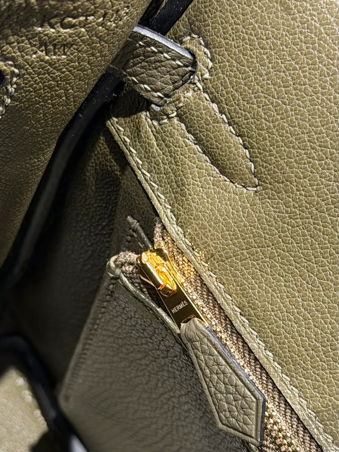 Hermès Birkin 25 Togo Leather Handbag Veronese Green