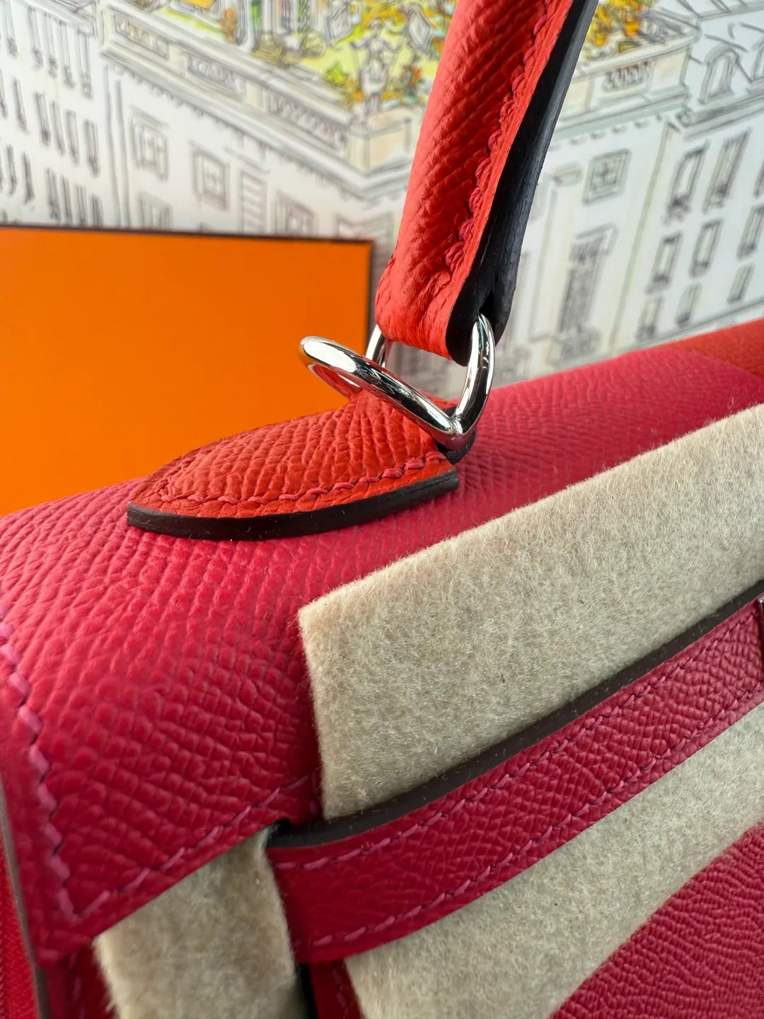 Hermès Kelly 25 Epsom Leather Handbag Extreme Pink