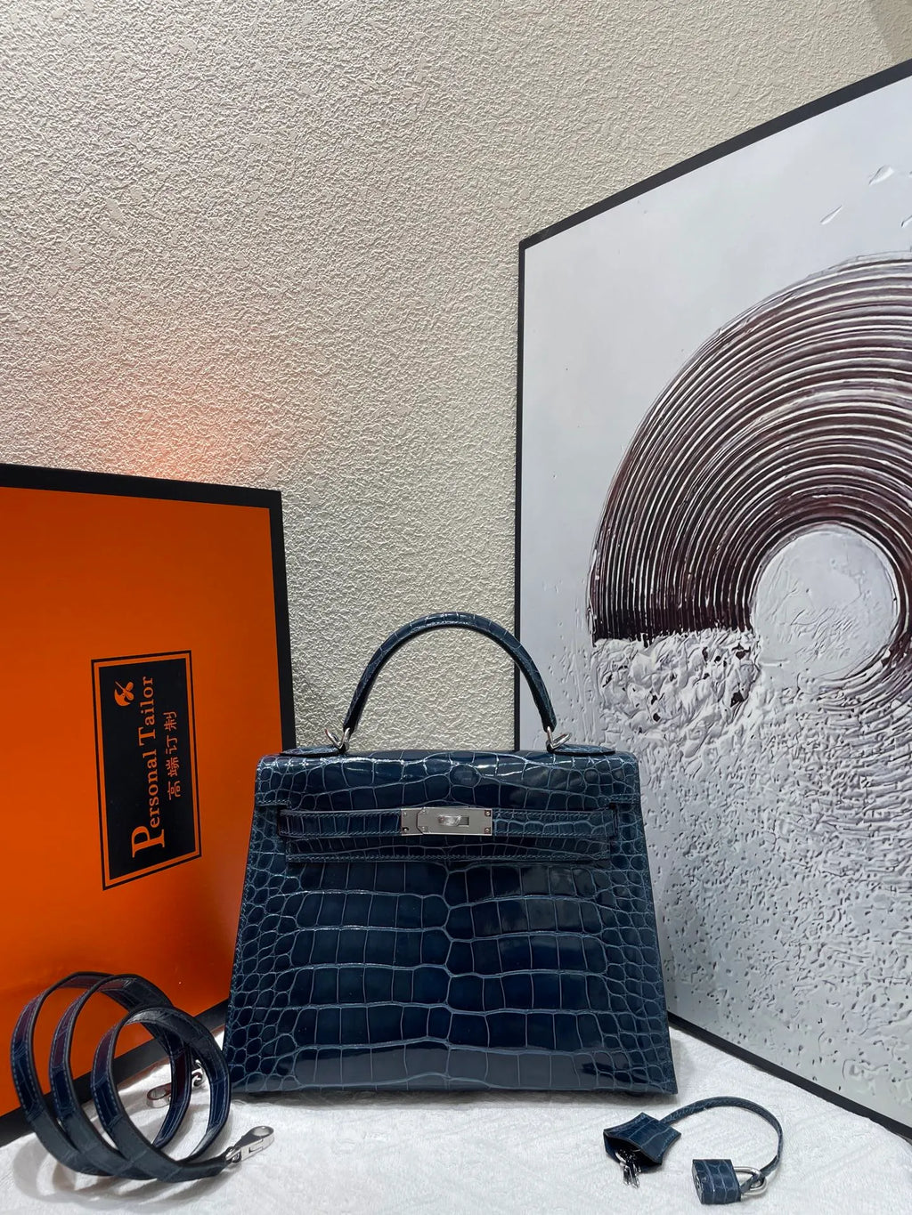 Hermès Kelly 28 Alligator Leather Handbag Storm Blue
