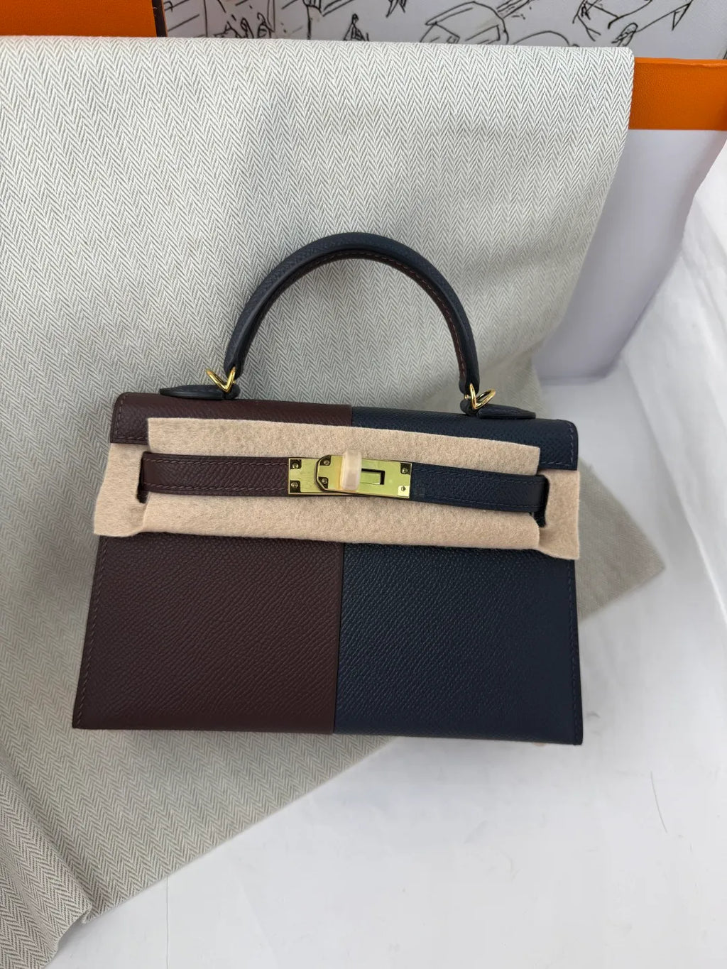 Hermès Kelly II 19 Epsom Leather Handbag
