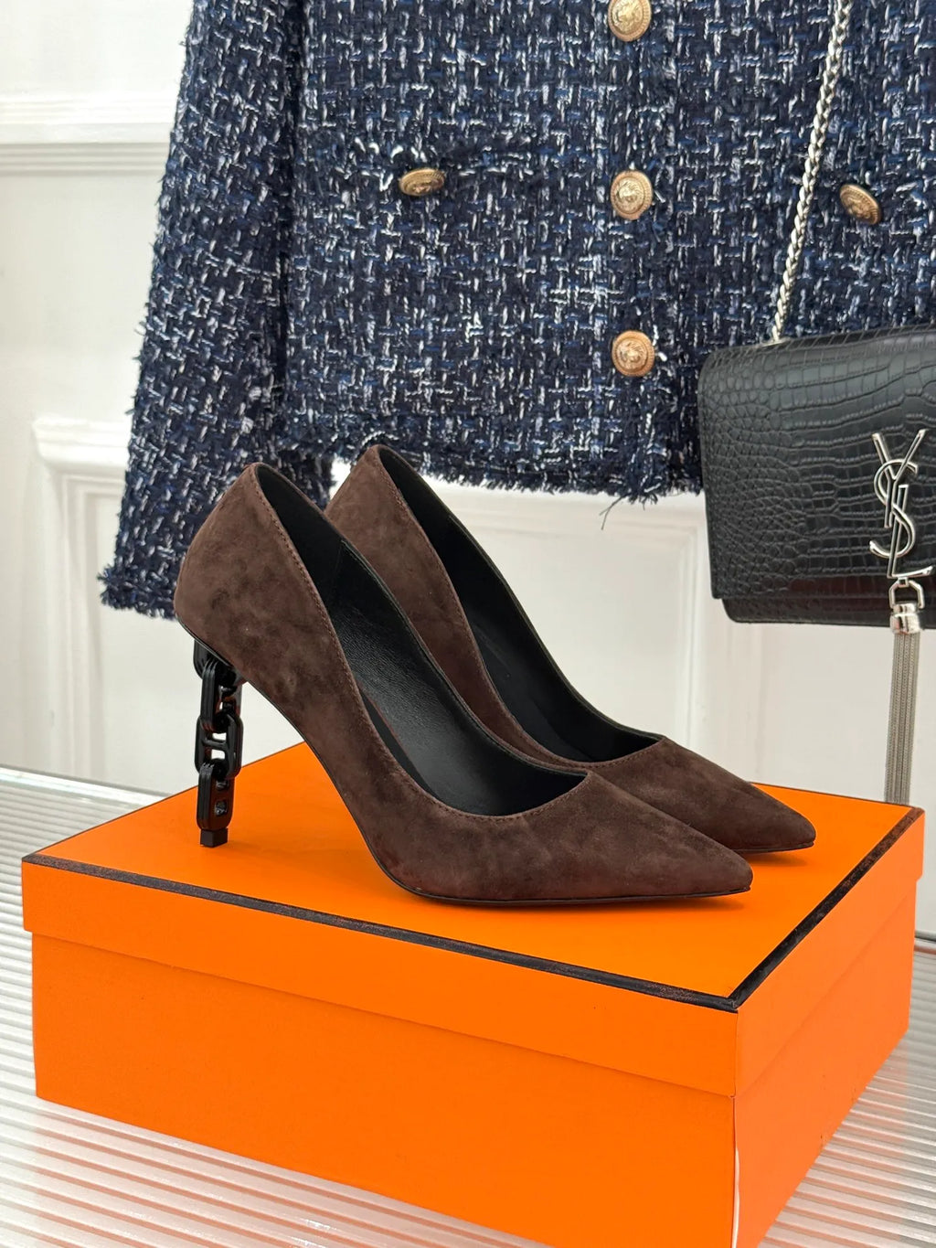Hermès Women's Chain Heel Pointed Toe Pumps 26WF