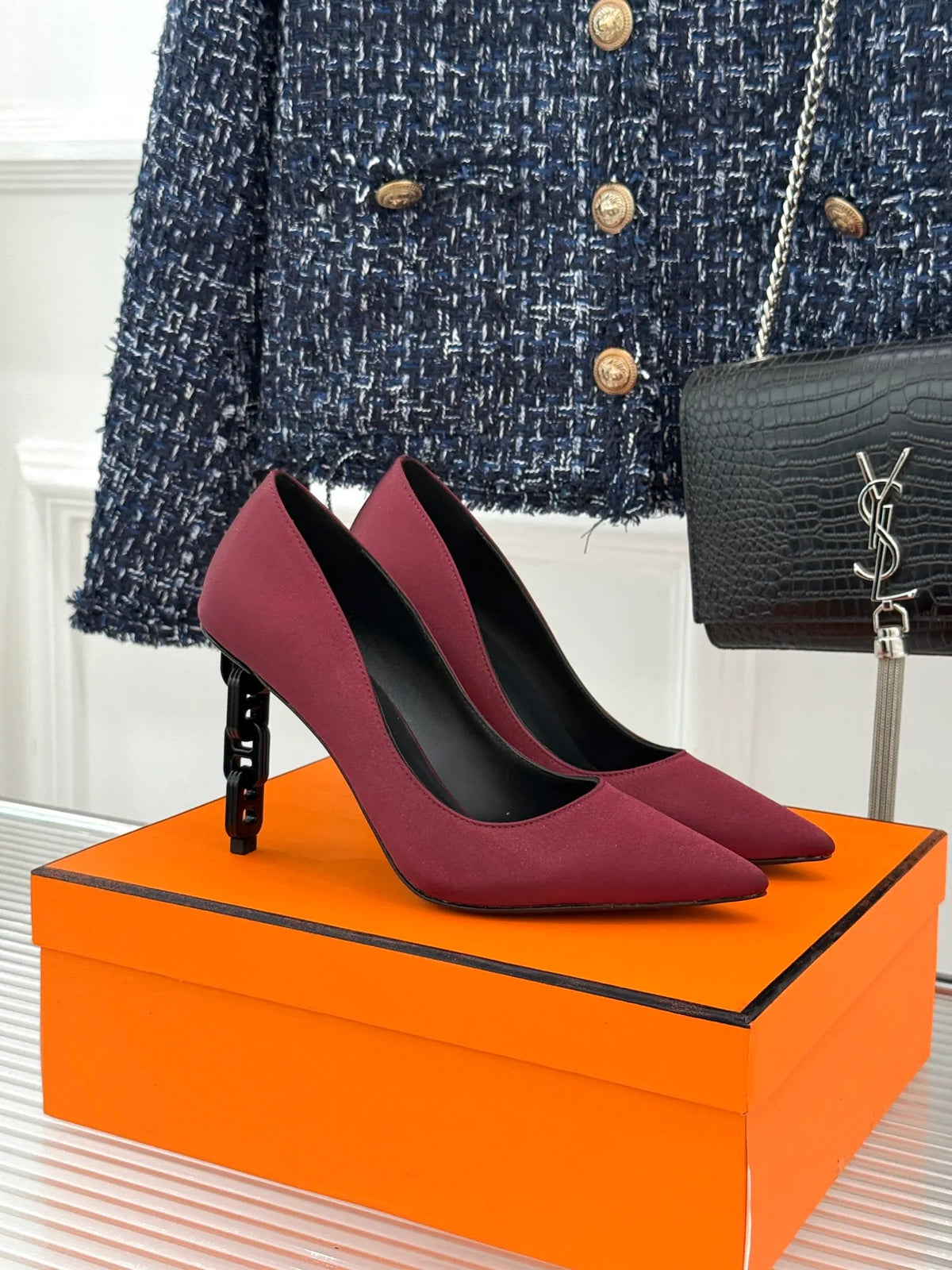 Hermès Women's Chain Heel Pointed Toe Pumps 26WF