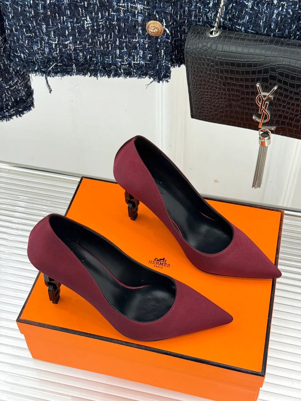 Hermès Women's Chain Heel Pointed Toe Pumps 26WF