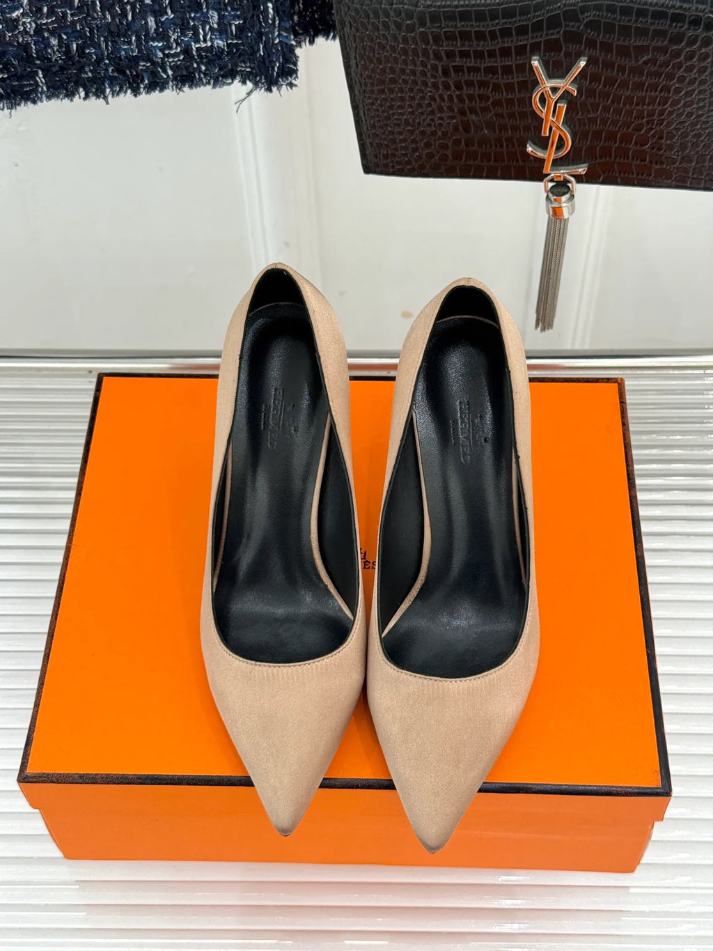 Hermès Women's Chain Heel Pointed Toe Pumps 26WF