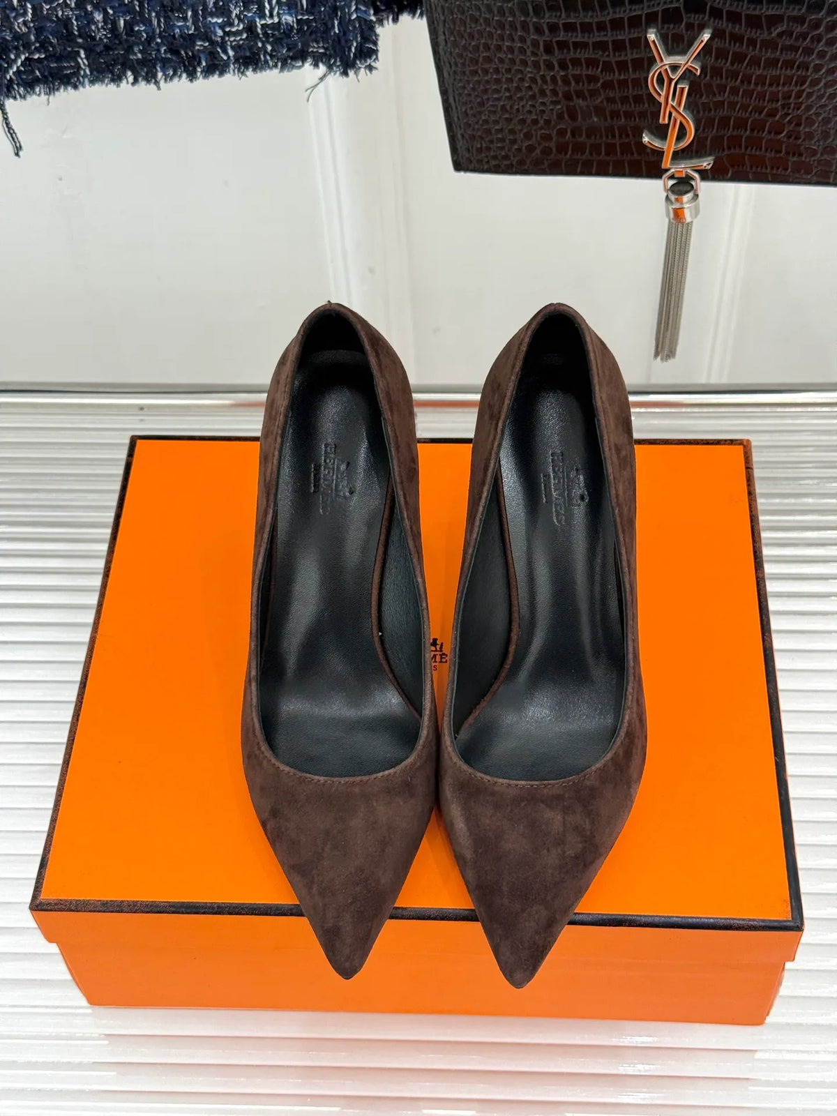 Hermès Women's Chain Heel Pointed Toe Pumps 26WF