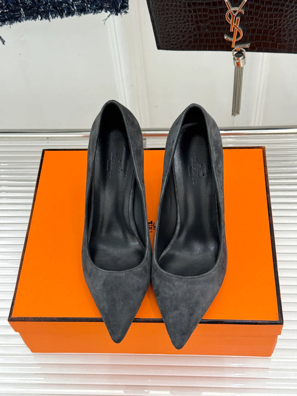 Hermès Women's Chain Heel Pointed Toe Pumps 26WF
