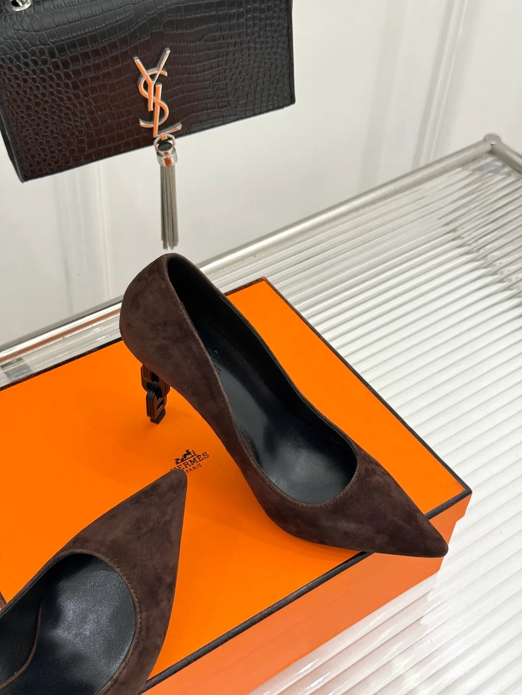 Hermès Women's Chain Heel Pointed Toe Pumps 26WF