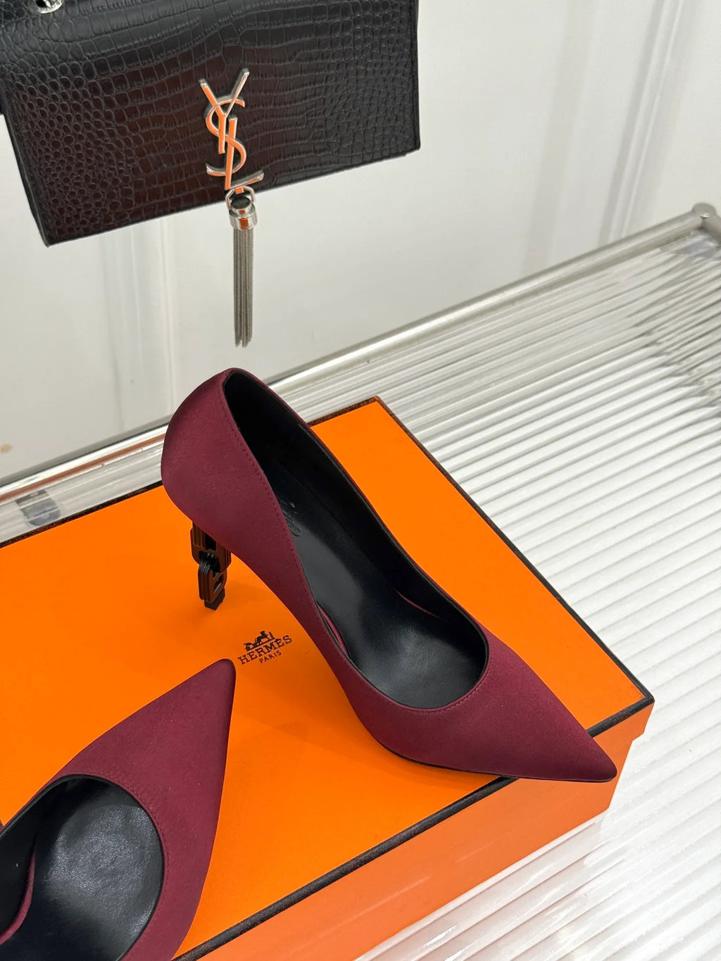 Hermès Women's Chain Heel Pointed Toe Pumps 26WF