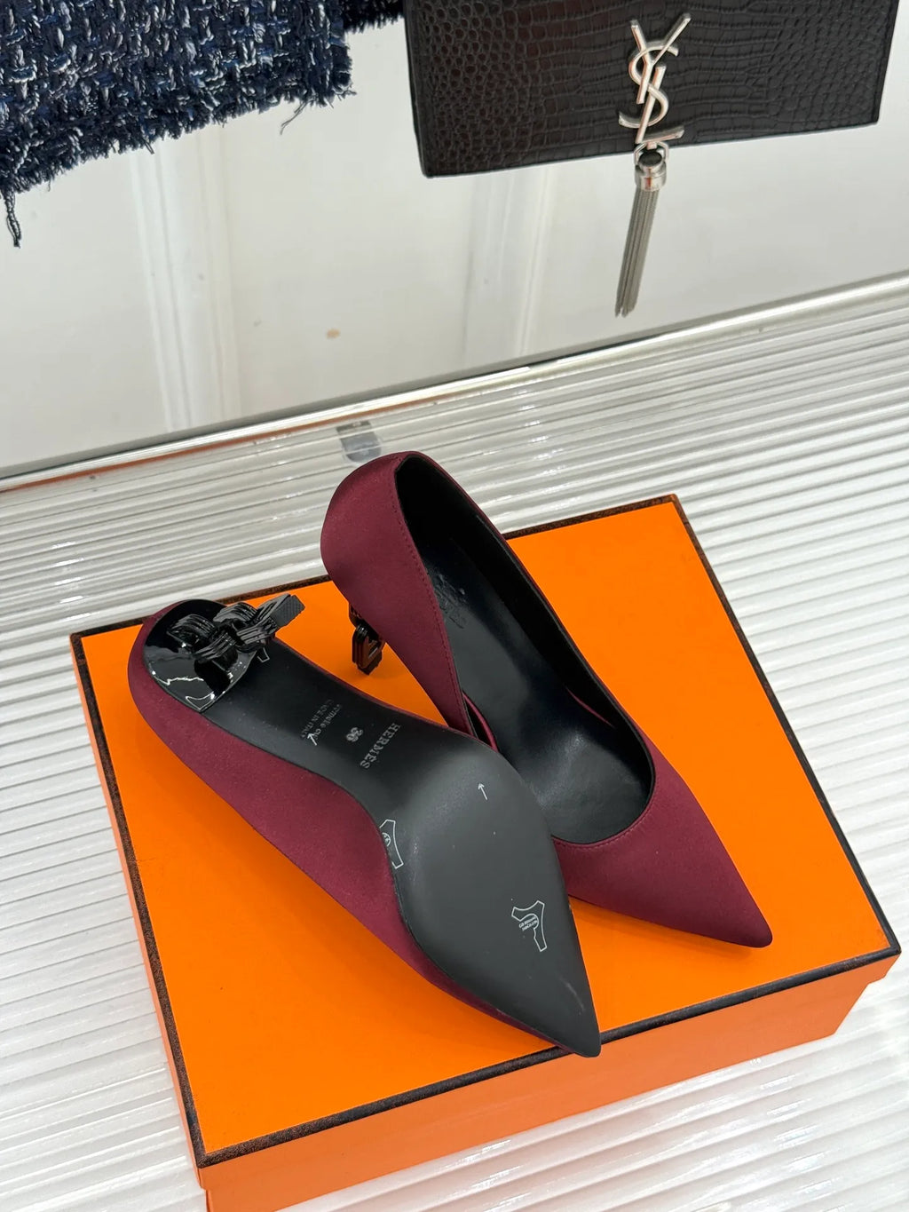 Hermès Women's Chain Heel Pointed Toe Pumps 26WF