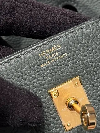 Hermès Women's Leather Handbag 9.8 in Pine Green 14140040