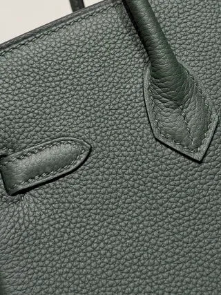 Hermès Women's Leather Handbag 9.8 in Pine Green 14140040