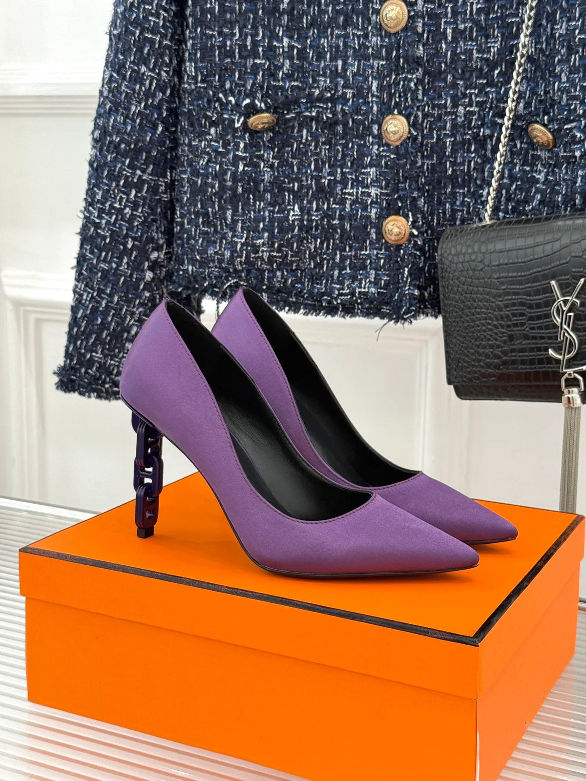 Hermès Women's Metal Chain Heel Pointed Toe Pumps 2026