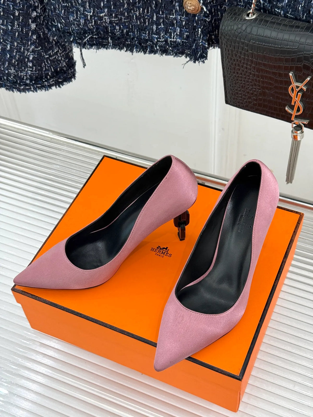 Hermès Women's Metal Chain Heel Pointed Toe Pumps 2026