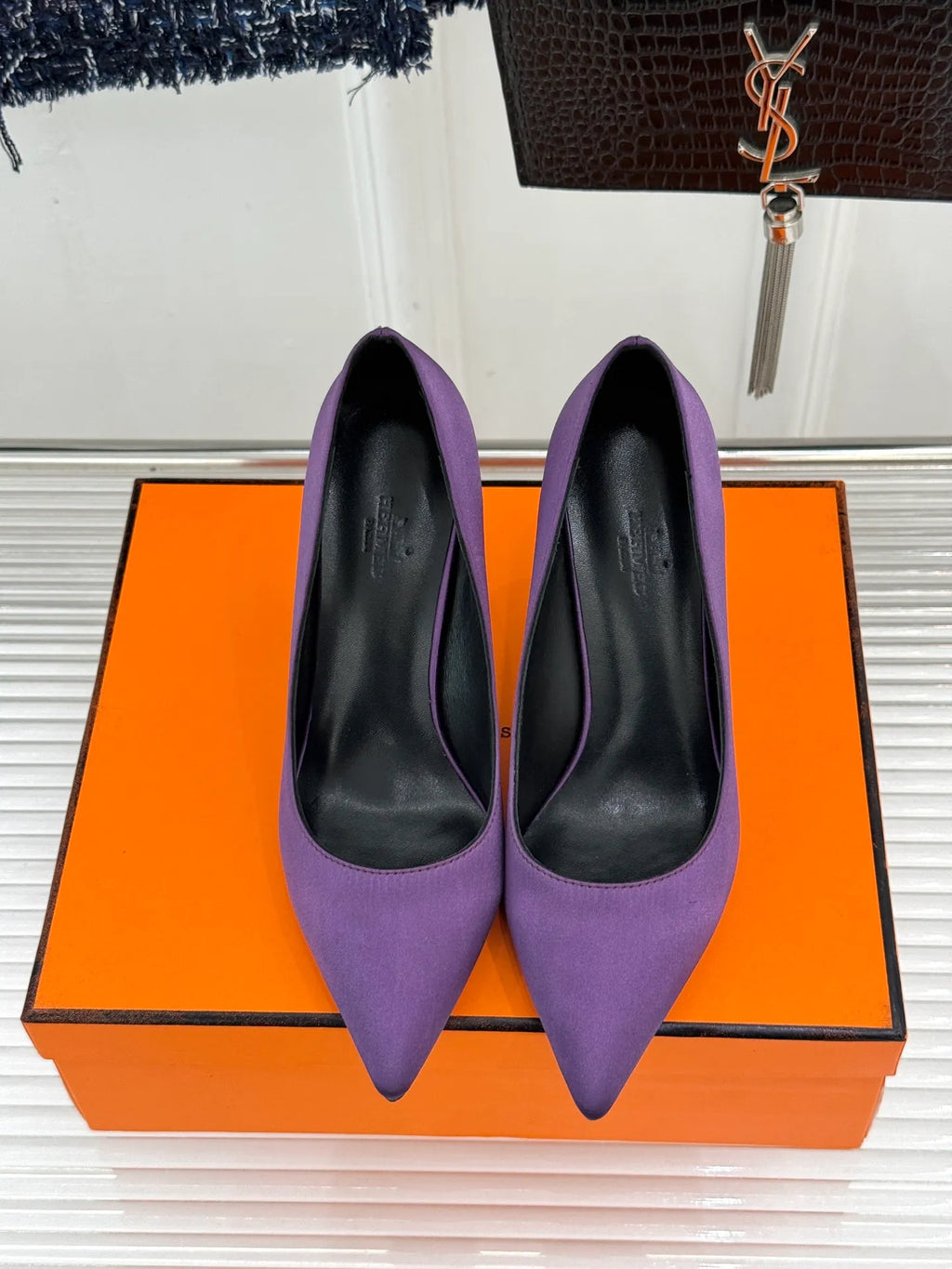 Hermès Women's Metal Chain Heel Pointed Toe Pumps 2026