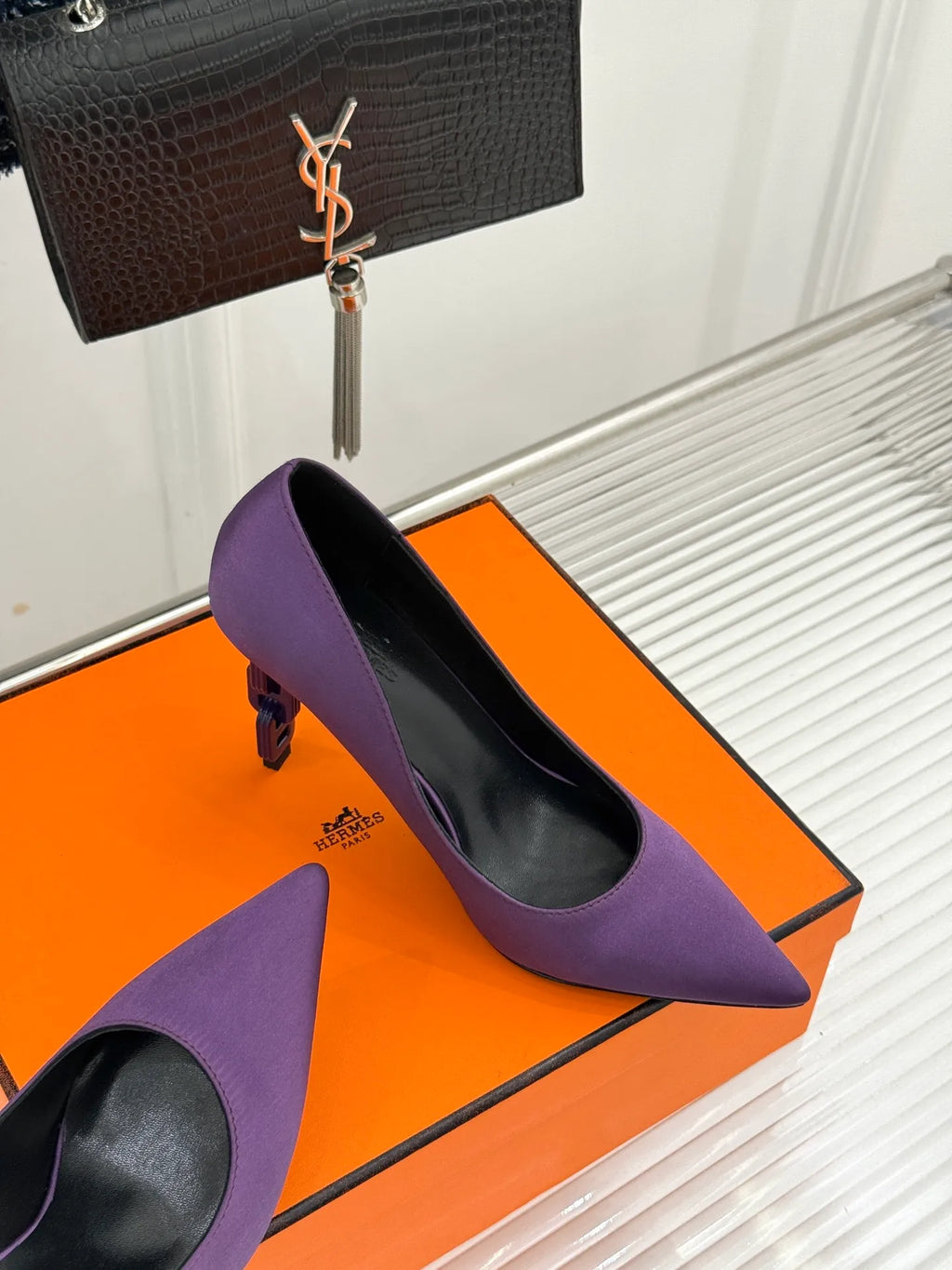 Hermès Women's Metal Chain Heel Pointed Toe Pumps 2026