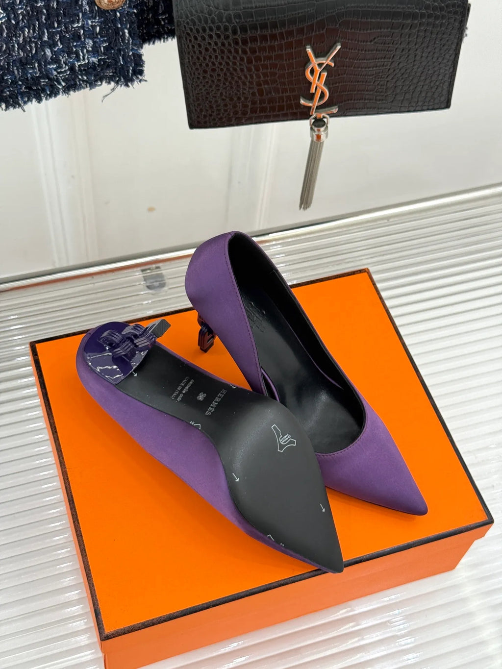 Hermès Women's Metal Chain Heel Pointed Toe Pumps 2026