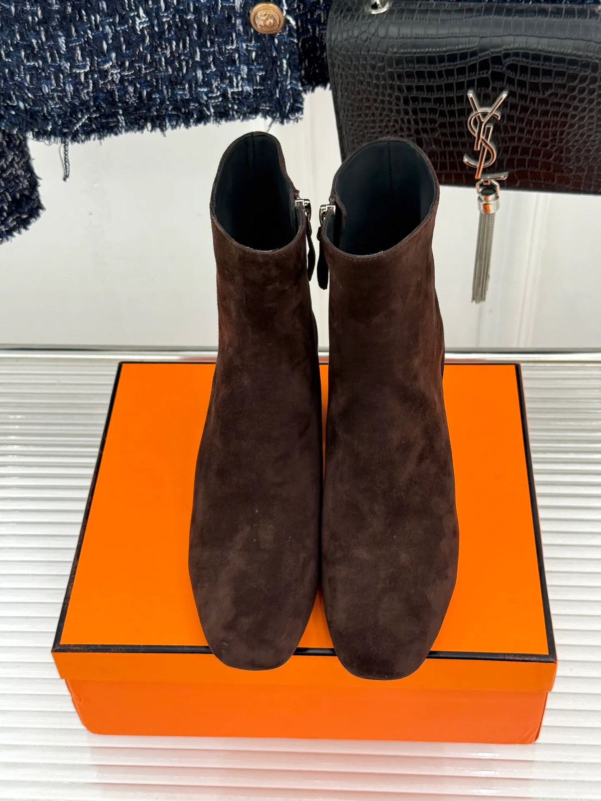 Hermès Women's Minimalist Vintage Block Heel Ankle Boots 26WF