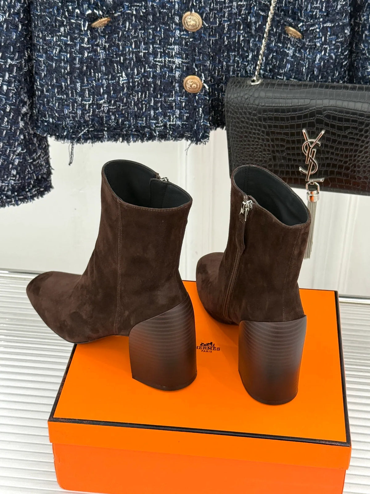 Hermès Women's Minimalist Vintage Block Heel Ankle Boots 26WF