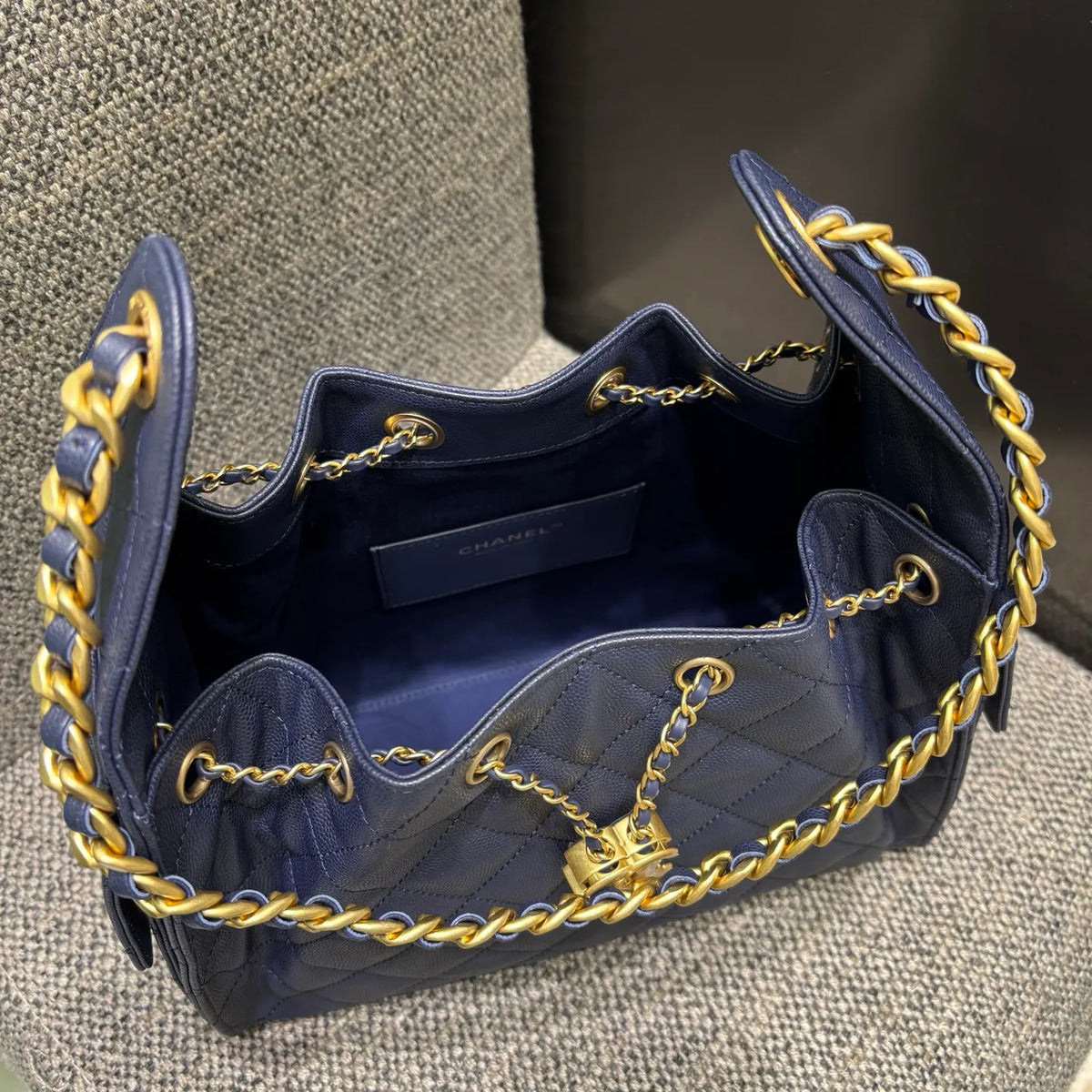 Hippie Hobo Bag 25C Runway Adjustable Chain Shoulder Bag