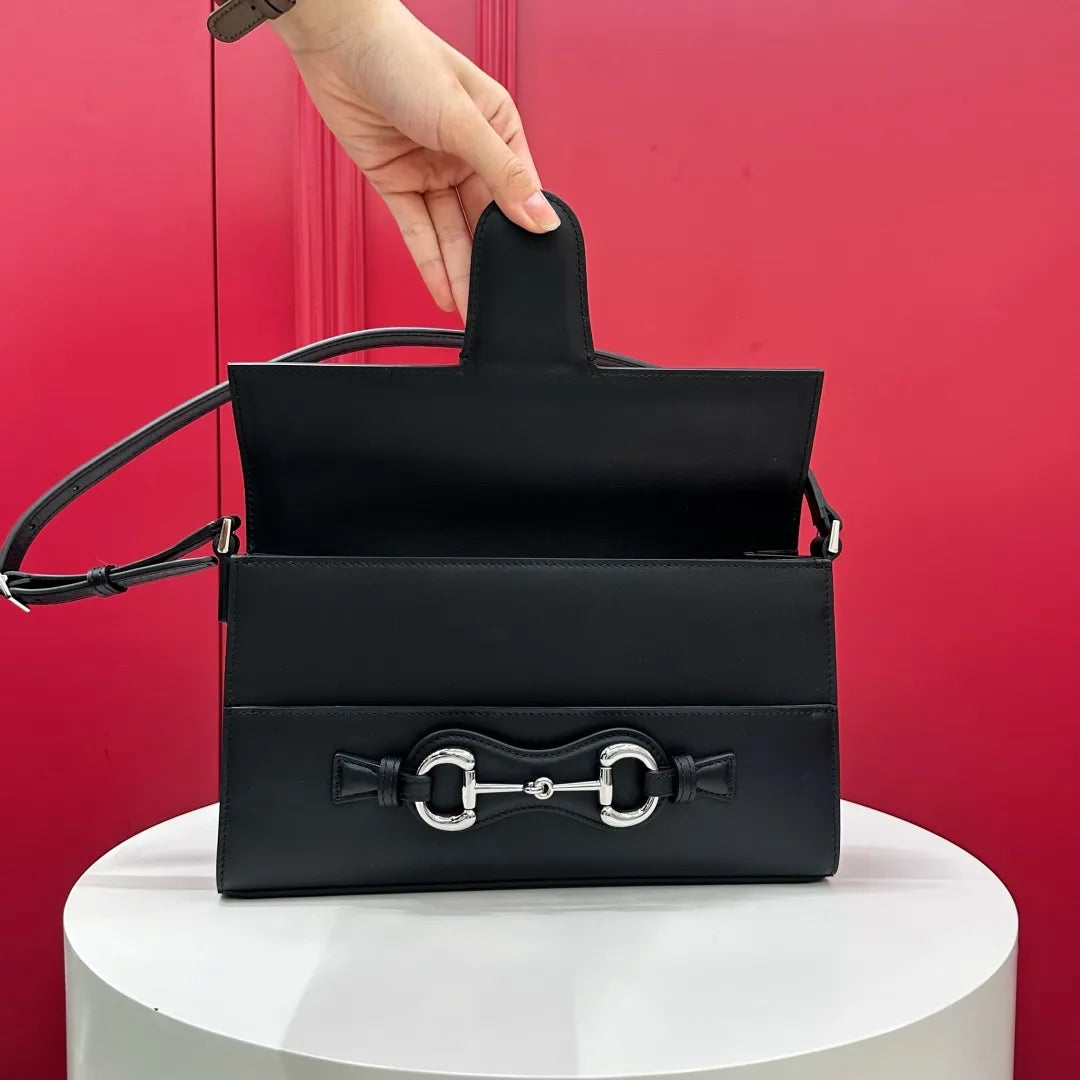 Horsebit Ristretto 10.2 in Shoulder Bag 821691