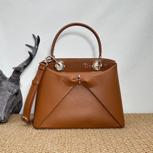 Bow-tie 11 in Tote Bag 0737