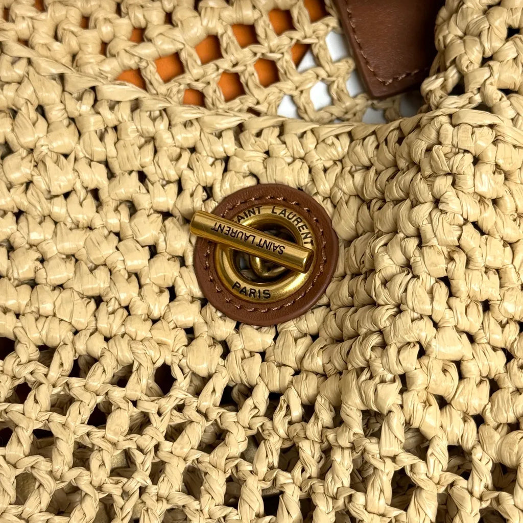 ICARE 22.8 in Woven Raffia Tote Bag 772191
