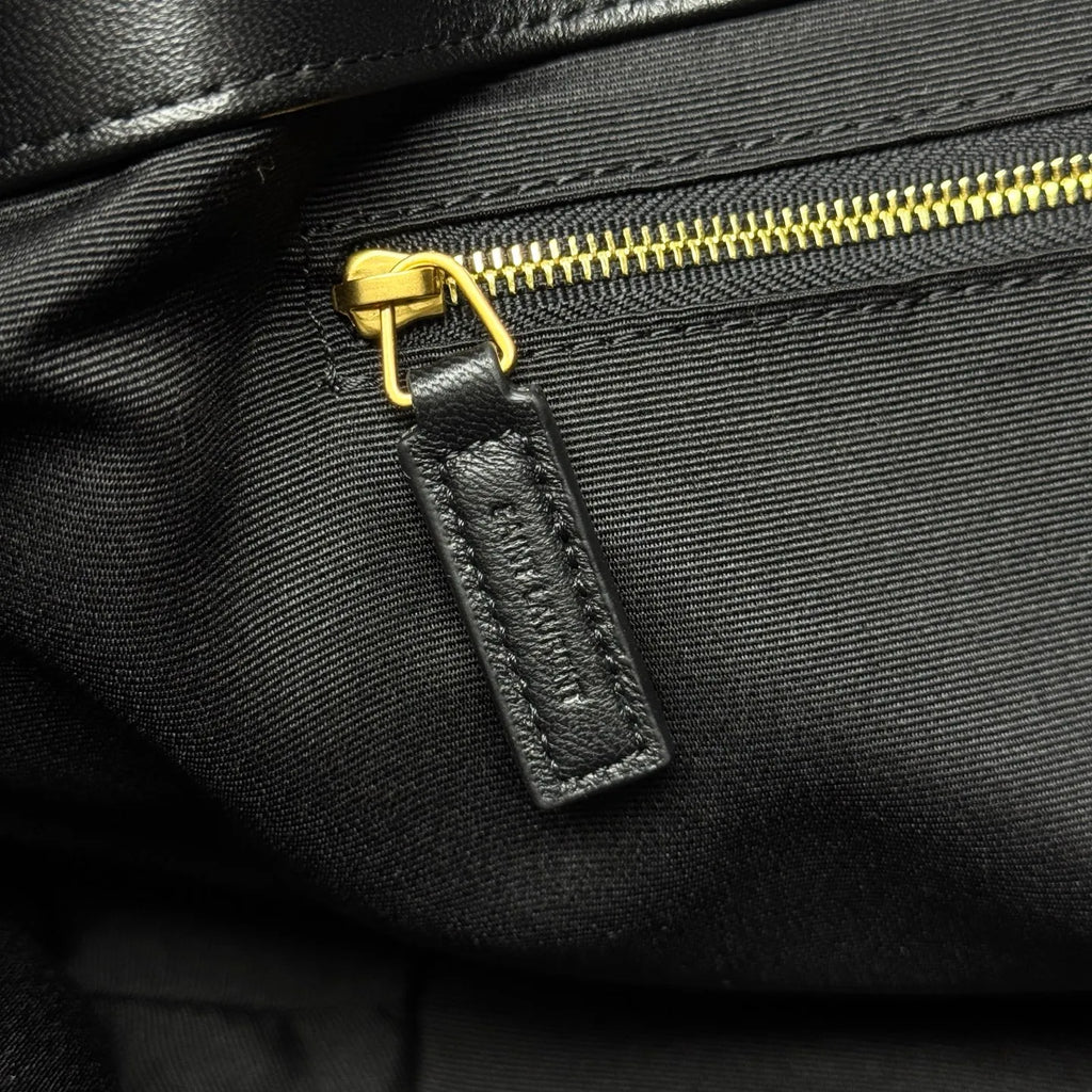 Icare Nappa Lambskin 12.2 in Tote Bag 858191