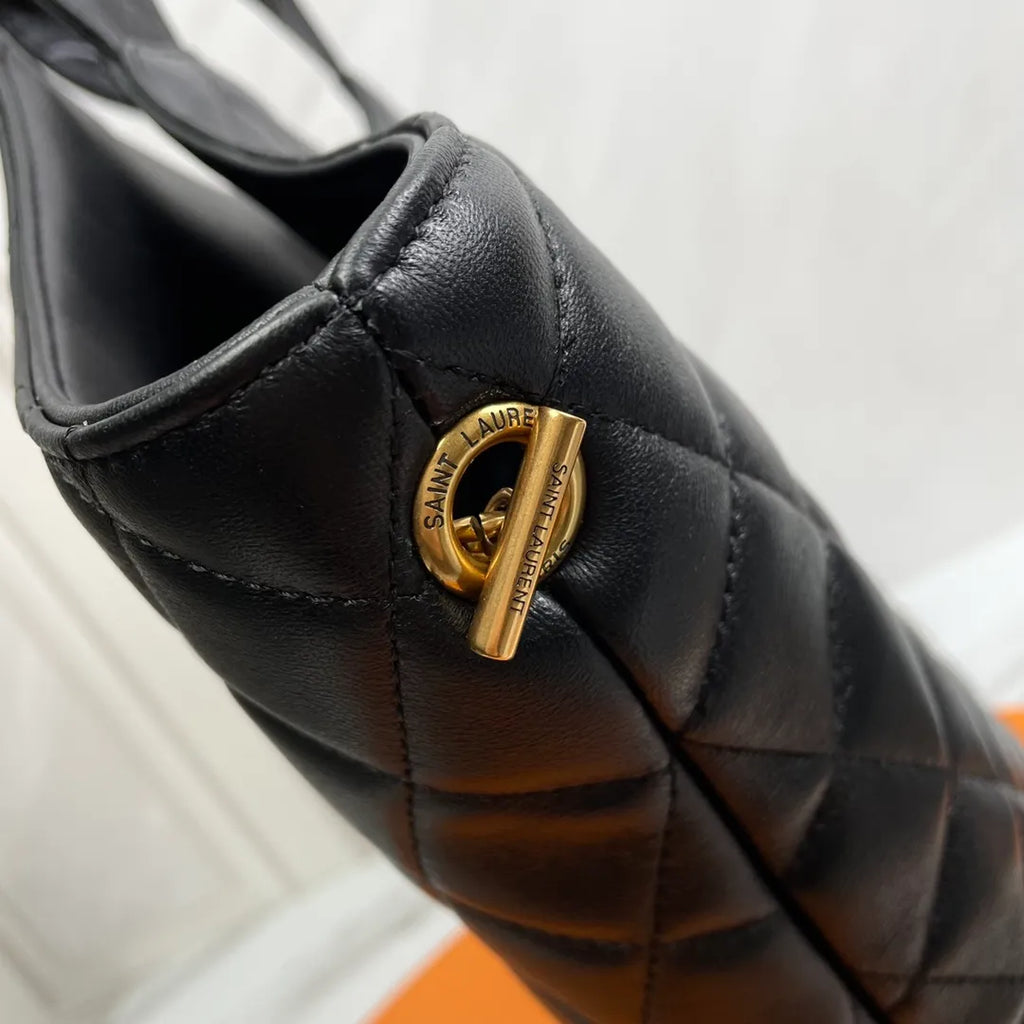 Icare Nappa Lambskin 18.5 in Tote Bag 698651