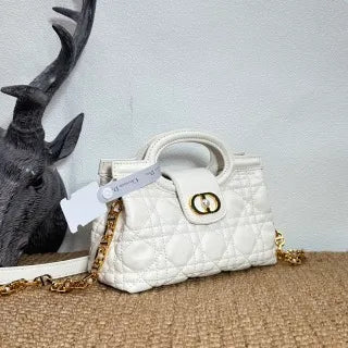 Jolie 7.3 in Top Handle Mini Chain Bag 3123