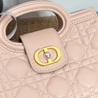 Jolie Top Handle 7.3 in Chain Handbag 3123 Rouge Pink