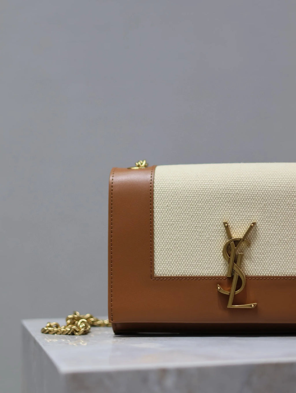 Kate 7.9 in Leather Canvas Bag 469390