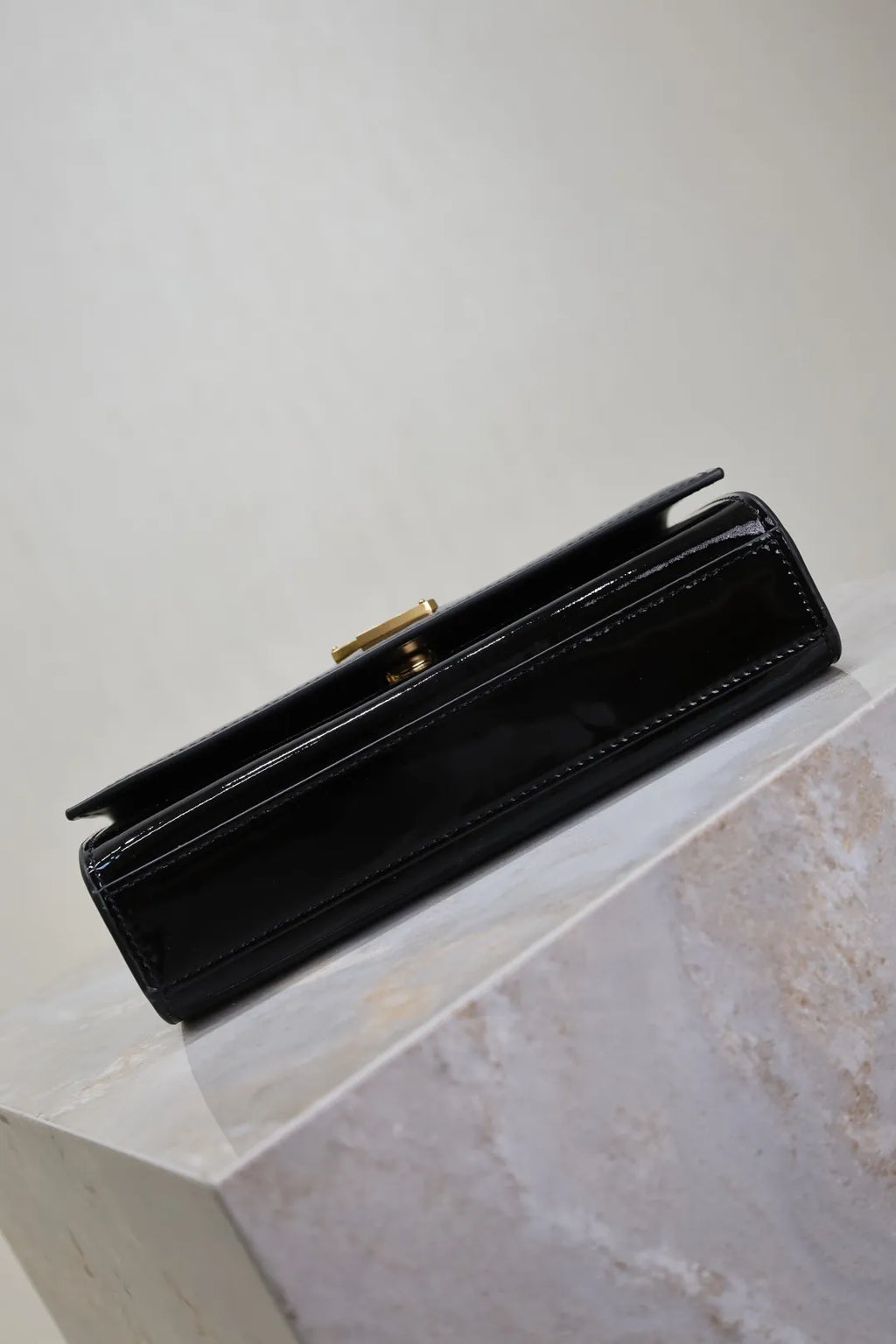 Kate 7.9 in Patent Leather Bag 469390