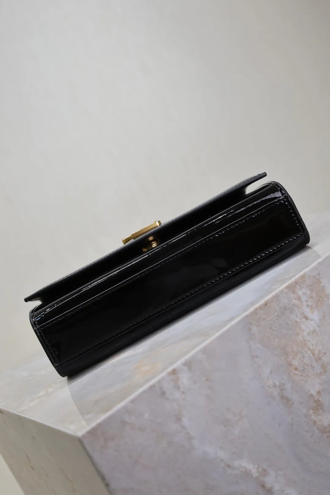 Kate 7.9 in Patent Leather Bag 469390
