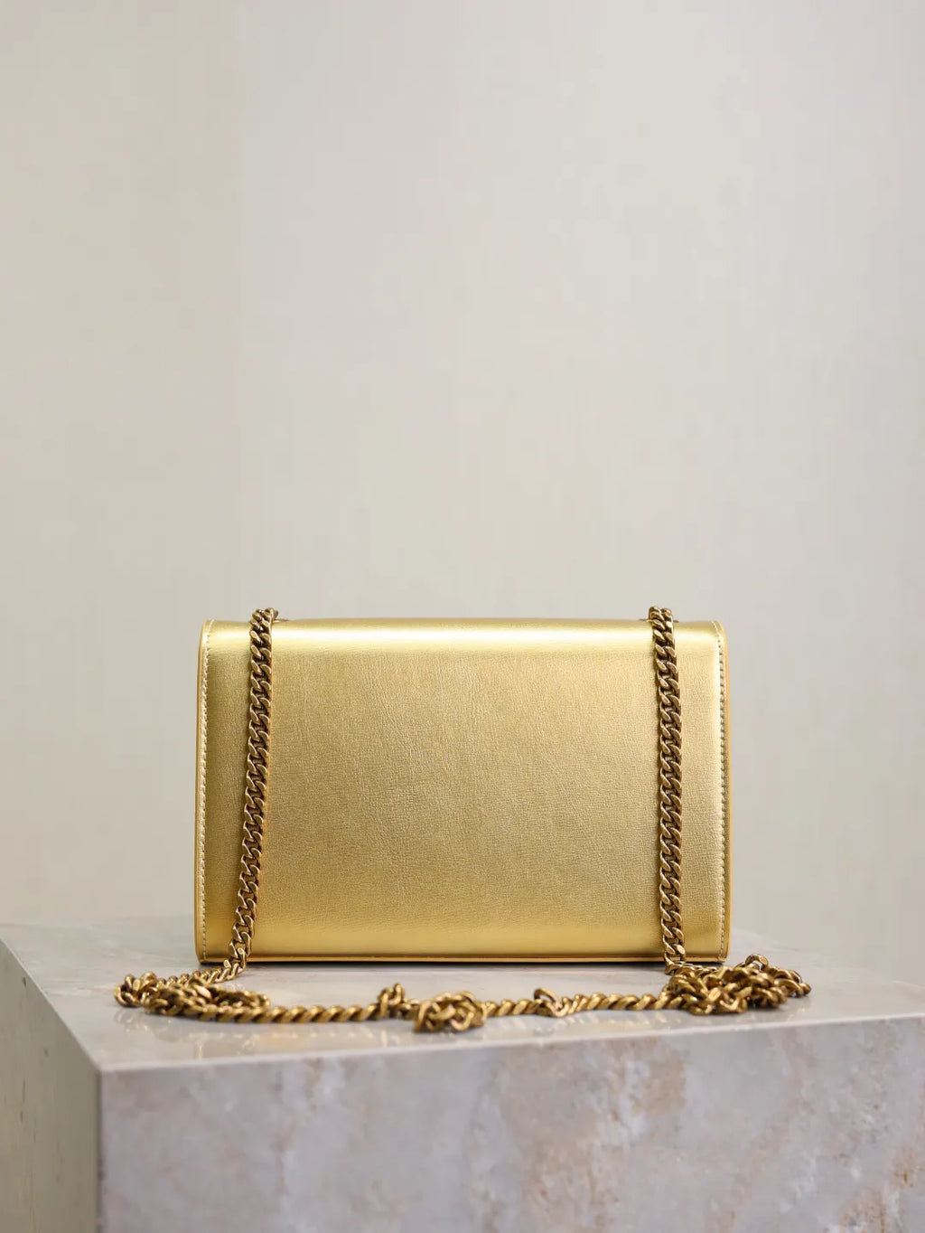 Kate 7.9 in Shoulder Bag 469390