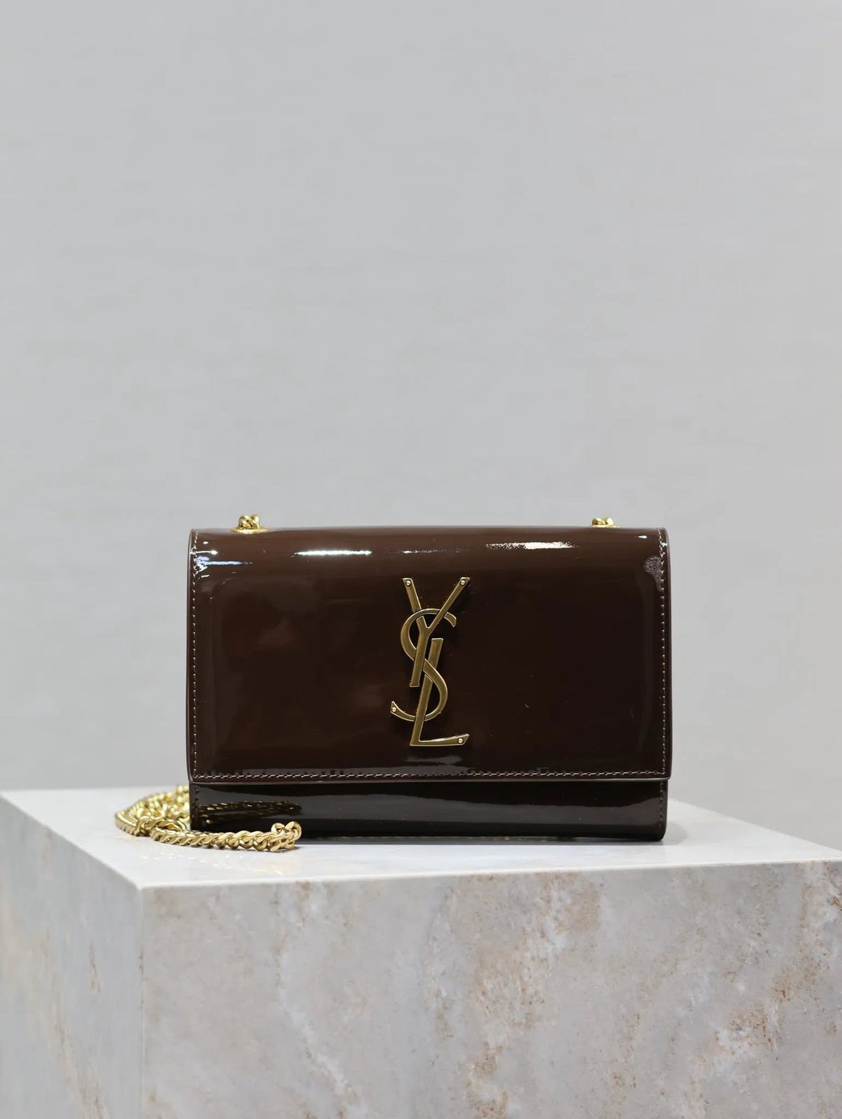 Kate Patent Leather 7.9 in Shoulder Bag 469390
