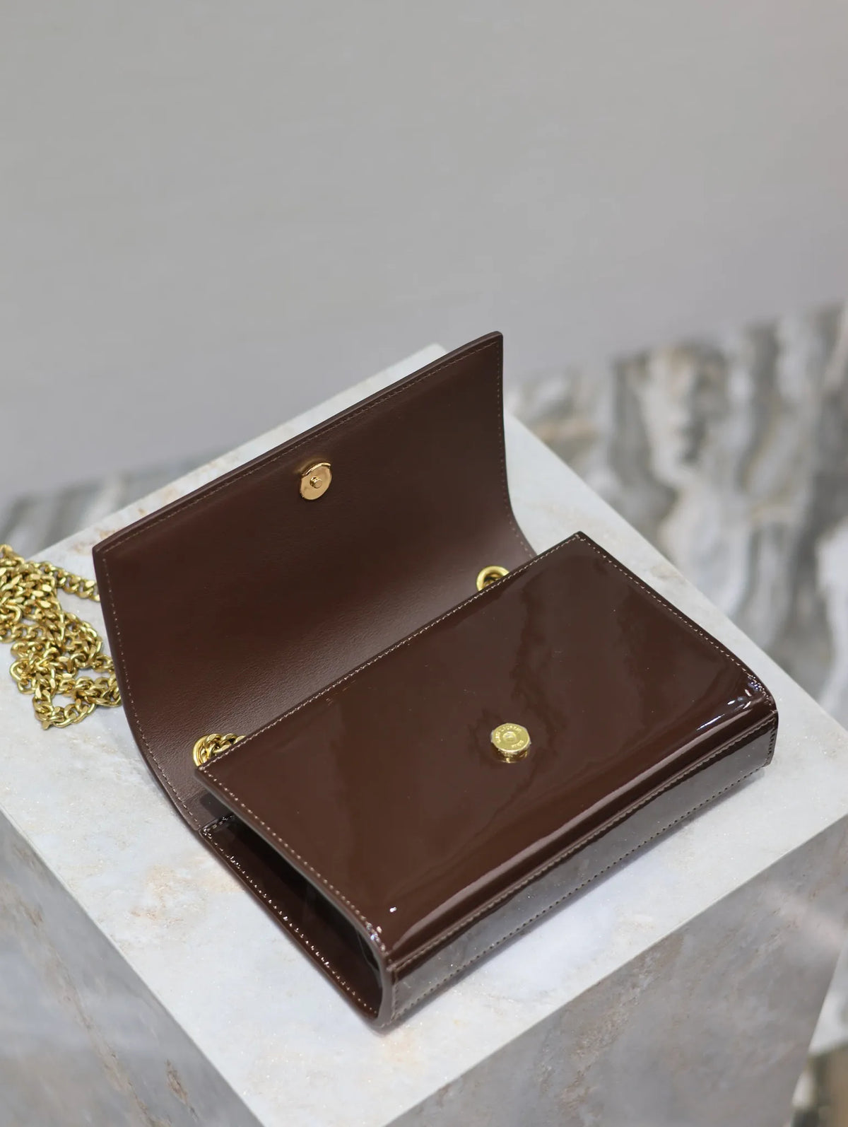 Kate Patent Leather 7.9 in Shoulder Bag 469390