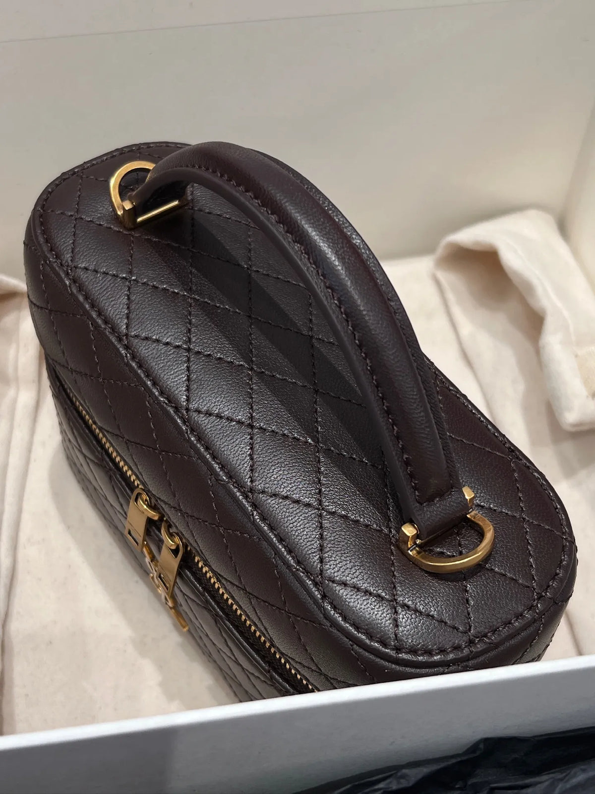 KISSY BEAN BEAN Lambskin Shoulder Strap Clutch Bag Coffee Brown 112560