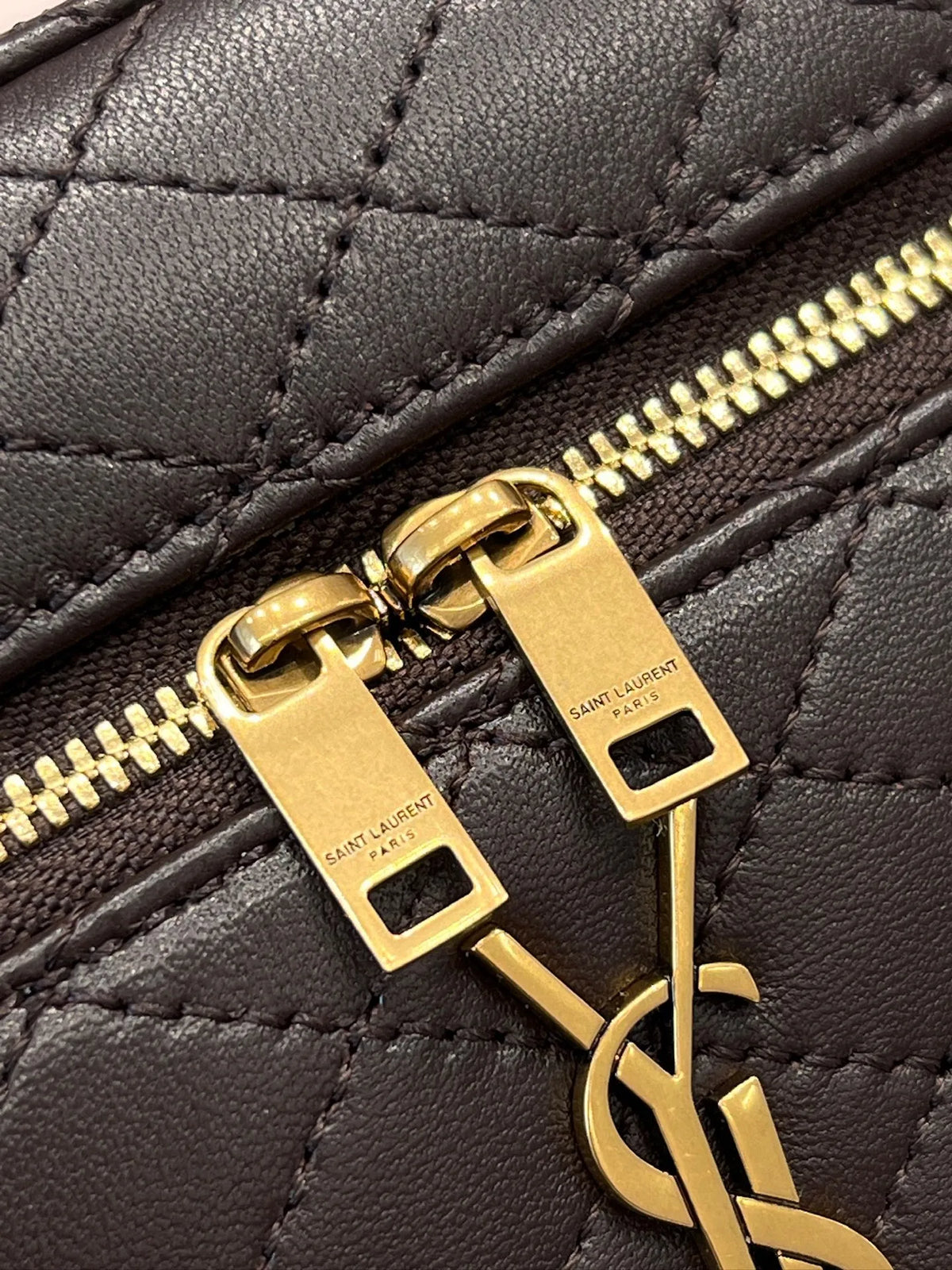 KISSY BEAN BEAN Lambskin Shoulder Strap Clutch Bag Coffee Brown 112560