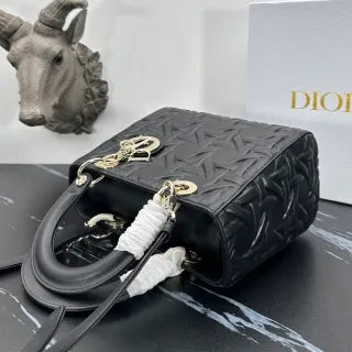 Lady 9.4 in Handbag 0565
