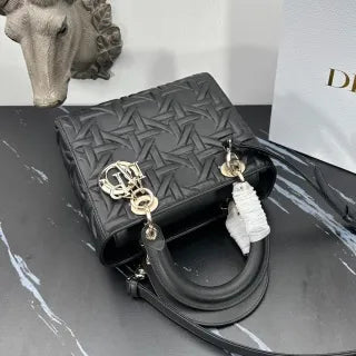 Lady 9.4 in Handbag 0565