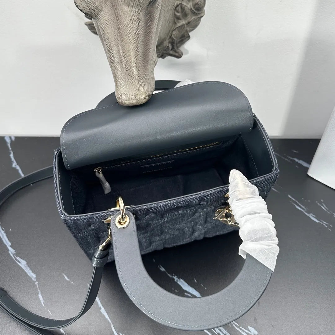 Lady Dior 9.4 in Cannage Denim Bag 0565
