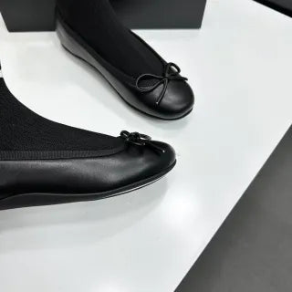 Lambskin Leather Flat Sandals 24020500270