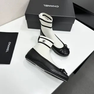 Lambskin Leather Flat Sandals 24020500270