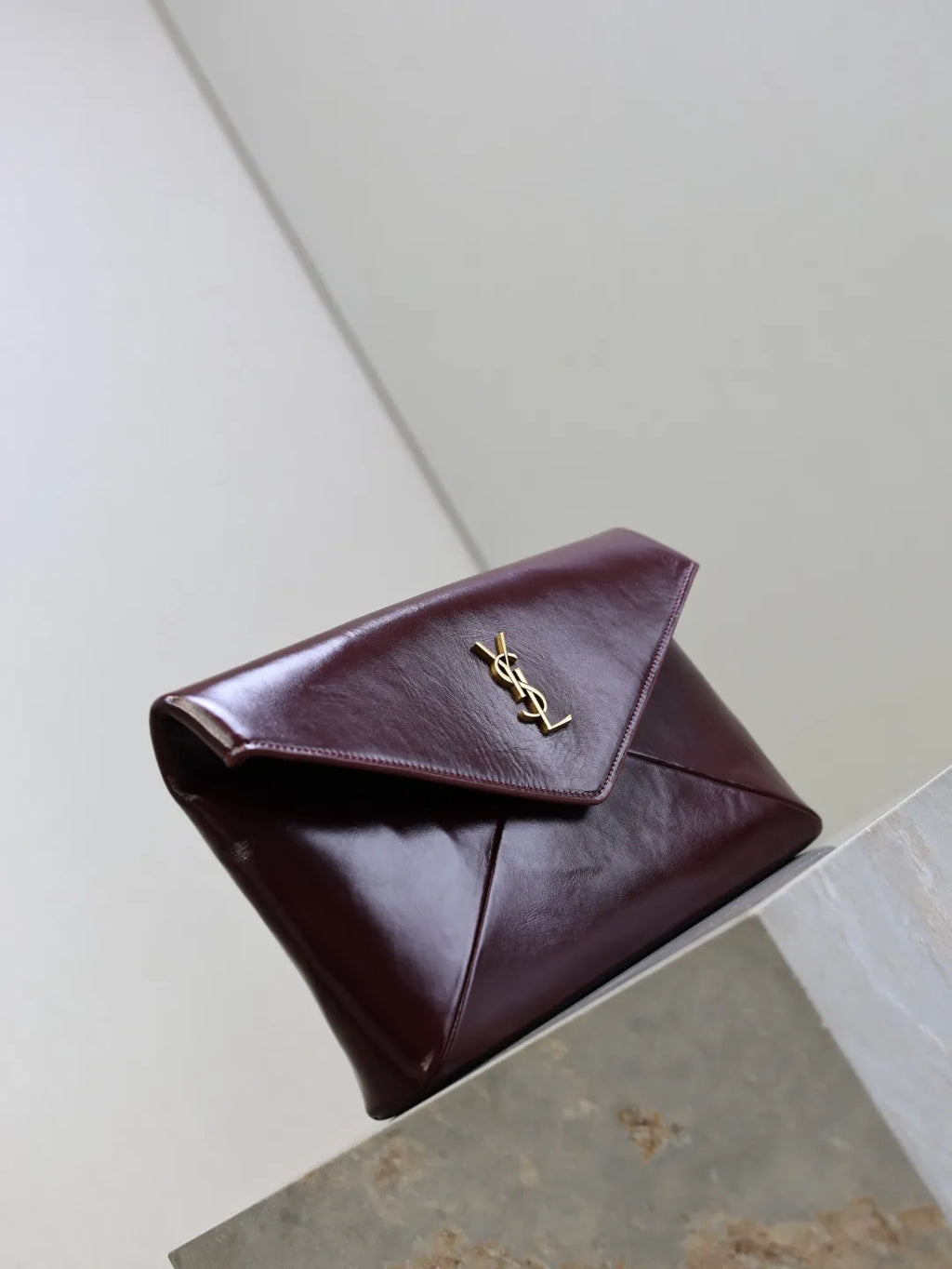 LE 11.6 in Envelope Lambskin Clutch Bag 769307