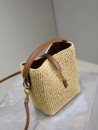 LE 37 Raffia 5.9 in Bucket Bag 765870