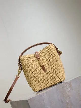 LE 37 Raffia 5.9 in Bucket Bag 765870